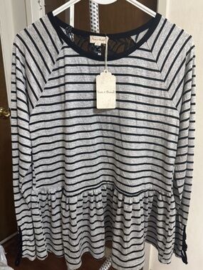 Hem & Thread Women's Black and Gray Striped Peplum Top SIZE M NWT